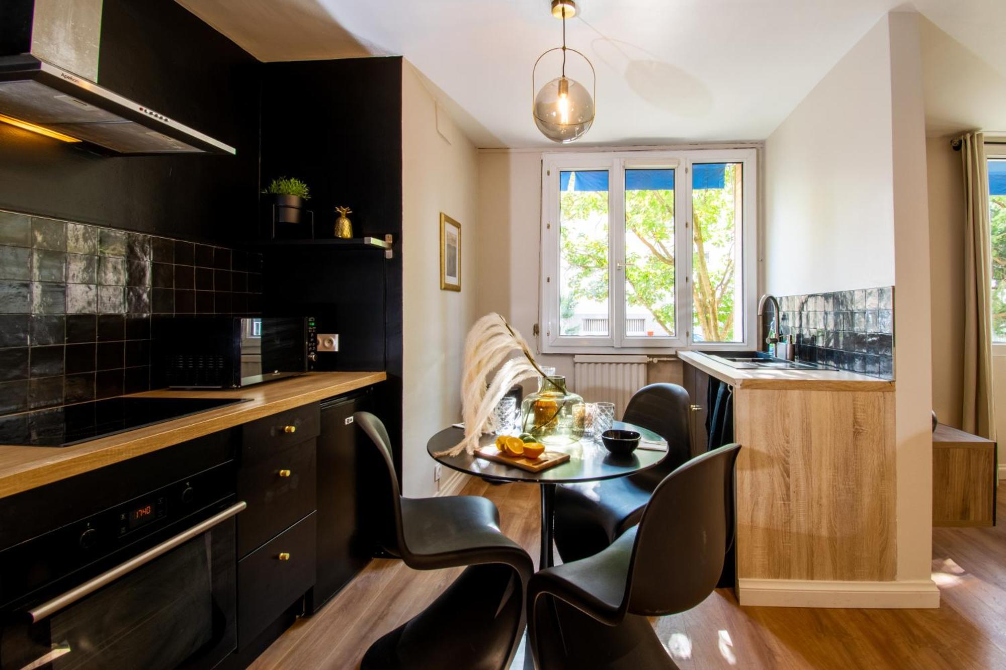 Suite Maddison Villeurbanne Exterior photo